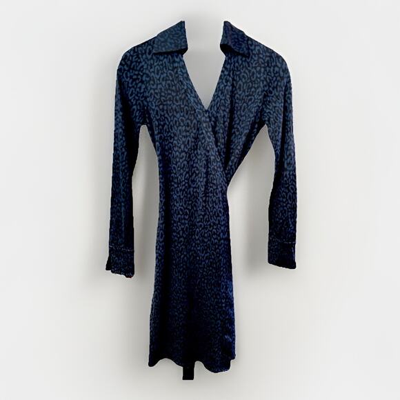 Diane von Furstenberg DVF Women Wrap Dress V-Neck, Long Sleeve 100% Silk Size 4 - Picture 2 of 16